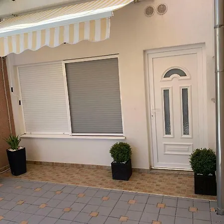 Zica Apartment *
